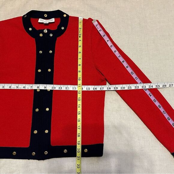 St. John Red Navy Zip Sweater Jacket Sz 2 Santana Knit Studded Preppy Office - Picture 10 of 13